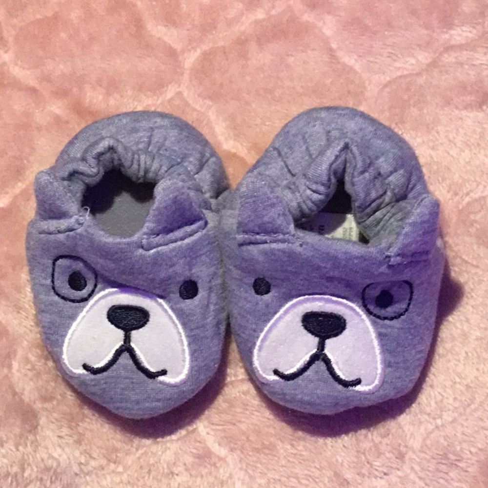 Blue newborn size 4 slippers